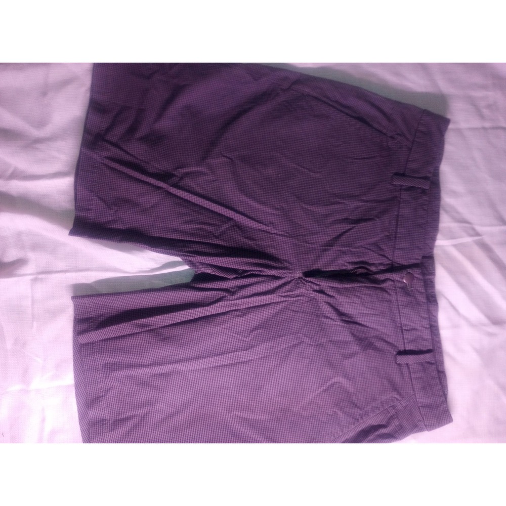 Lululemon Men's 40 Shorts 10" Inseam Grey‎ Checkered Logo Spandex Blend